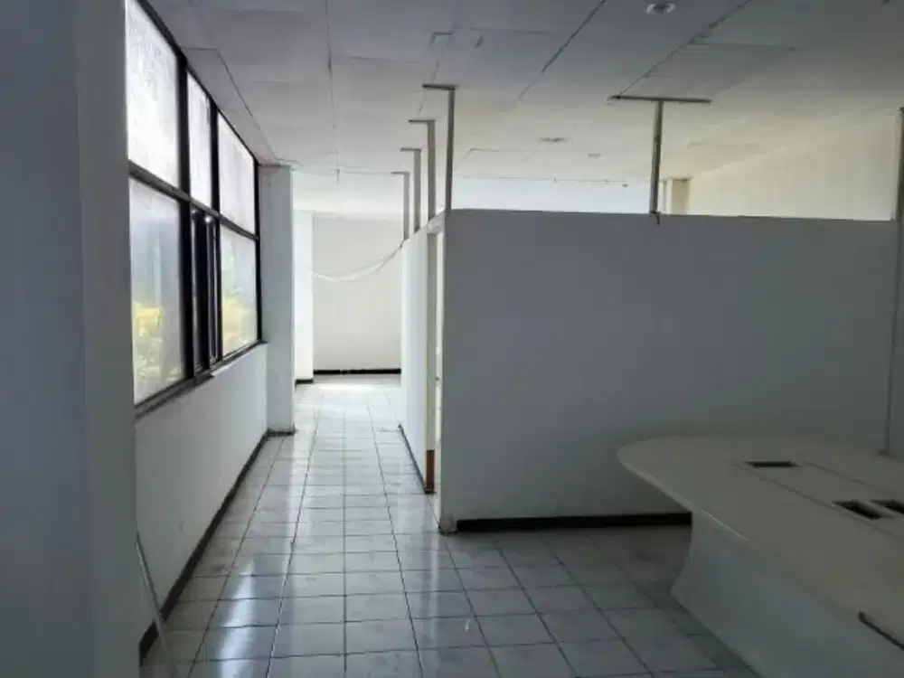 DIJUAL ASET LELANG RUKO AHMAD YANI BANDUNG DEKAT DENGAN PUSAT KOTA BANDUNG, APARTEMEN GATEWAY CICADAS