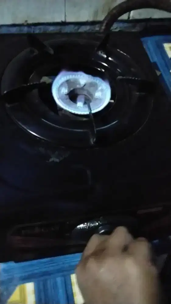 Kompor gas satu tungku merk progras