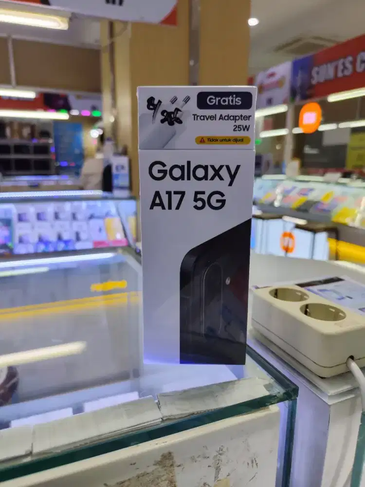 Samsung A17 5g 8/256 free adapter
