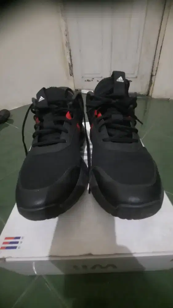 Sepatu adidas made in indonesia size 431/3