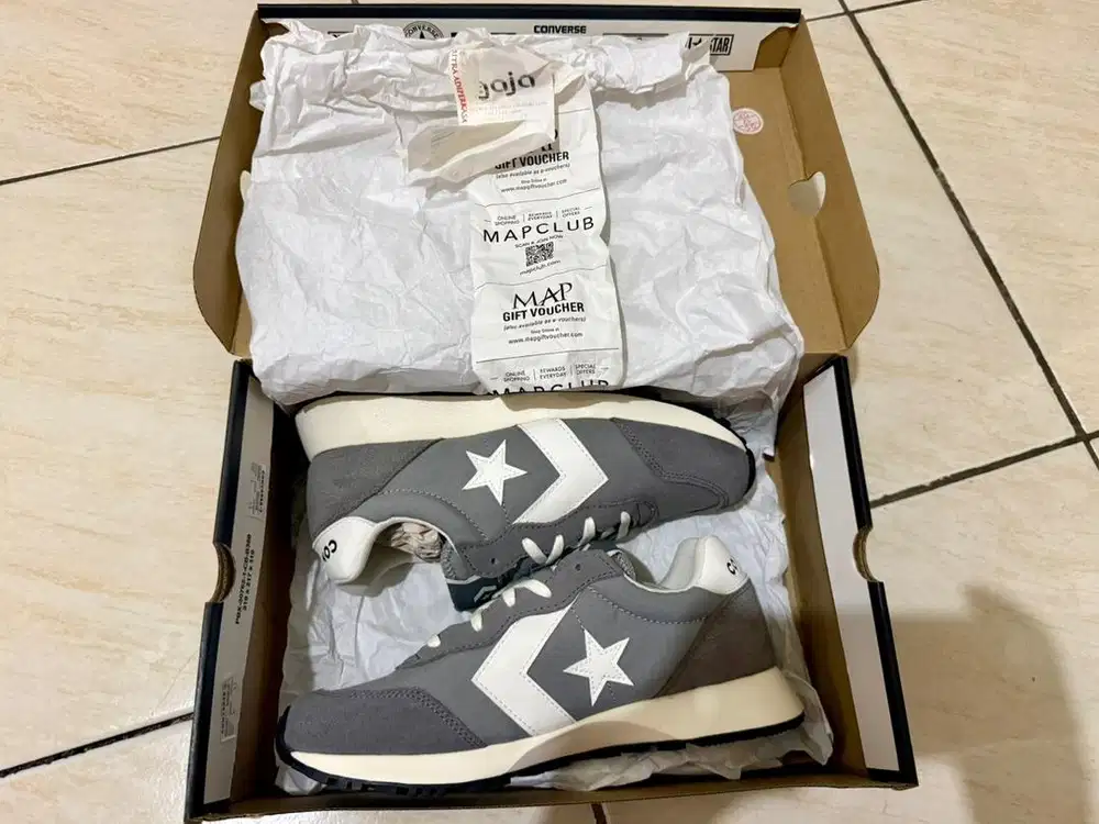 Converse omega trainer