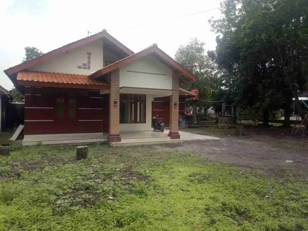 DI KONTRAKAN RUMAH DI SEPUTARAN KAMPUS UII JLN KALIURANG KM 14