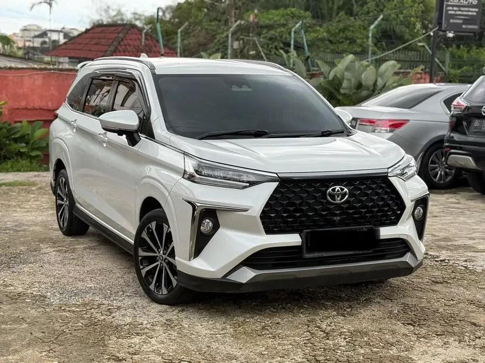 NEW AVANZA VELOZ Q MATIC TSS 2022 Km 50rban tgn pertama