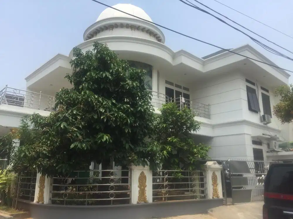 Di sewakan 2 kamar di lantai atas