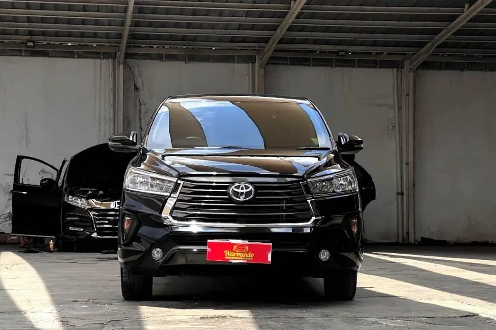 Toyota Kijang Innova Reborn 2.0 G Matic Bensin 2022 hitam AT Inova