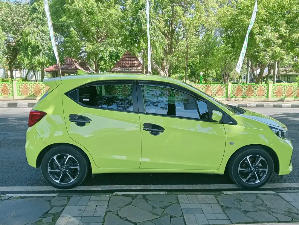 Honda Brio 2023 Bensin