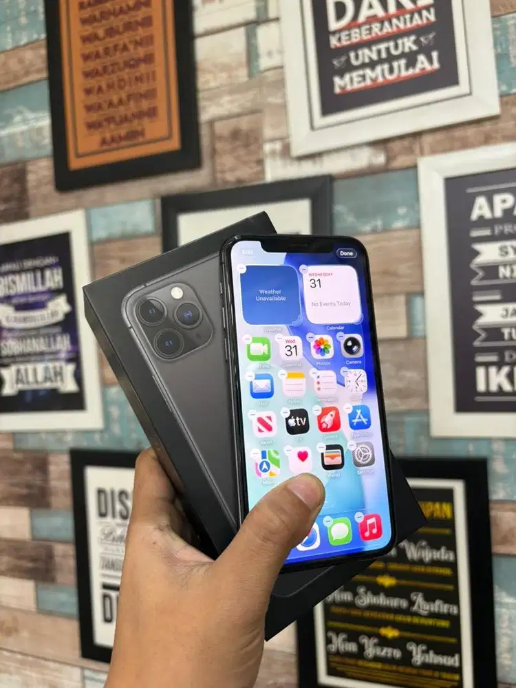 iphone 11 pro 64gb ibox like new