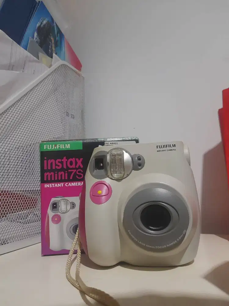 DIJUAL BEKAS FUJIFILM INSTAX MINI7S PINK