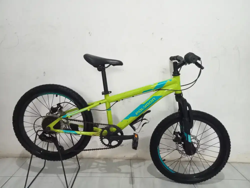 Sepeda gunung Polygon anak SD ukuran 20 siap goes semua normal
