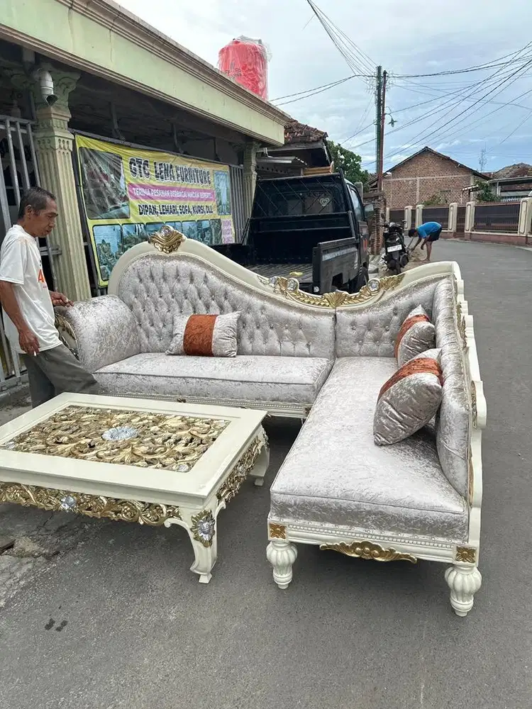 sofa sudut L mewah