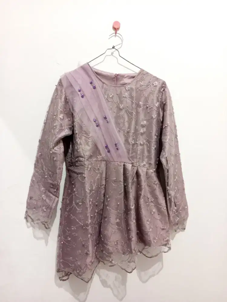 Preloved atasan kebaya