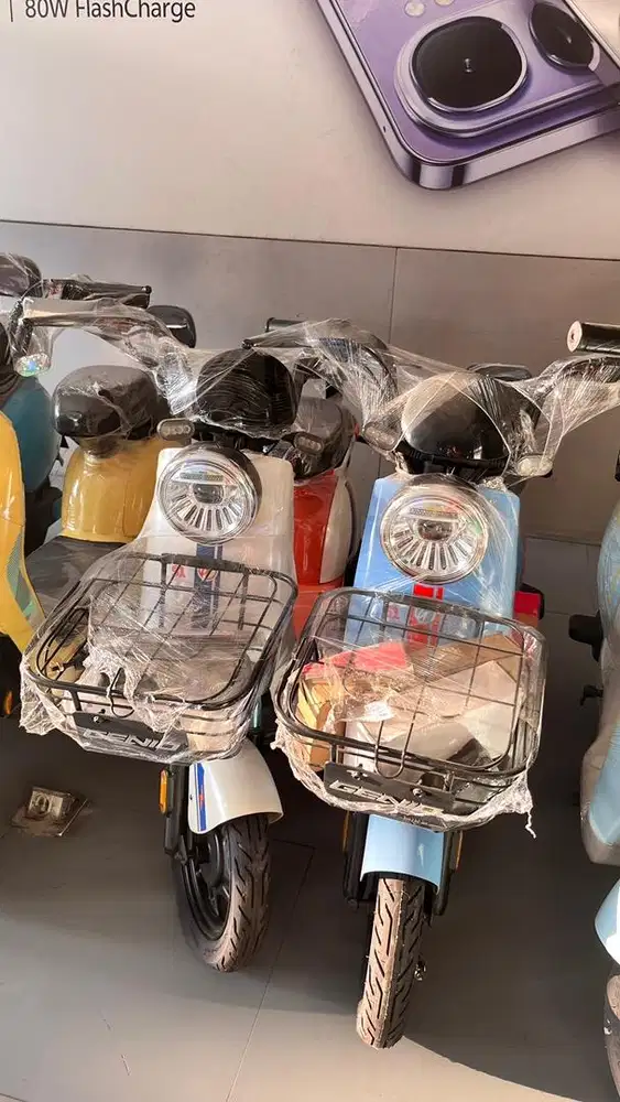 SEPEDA LISTRIK MEREK GENIO SL 1