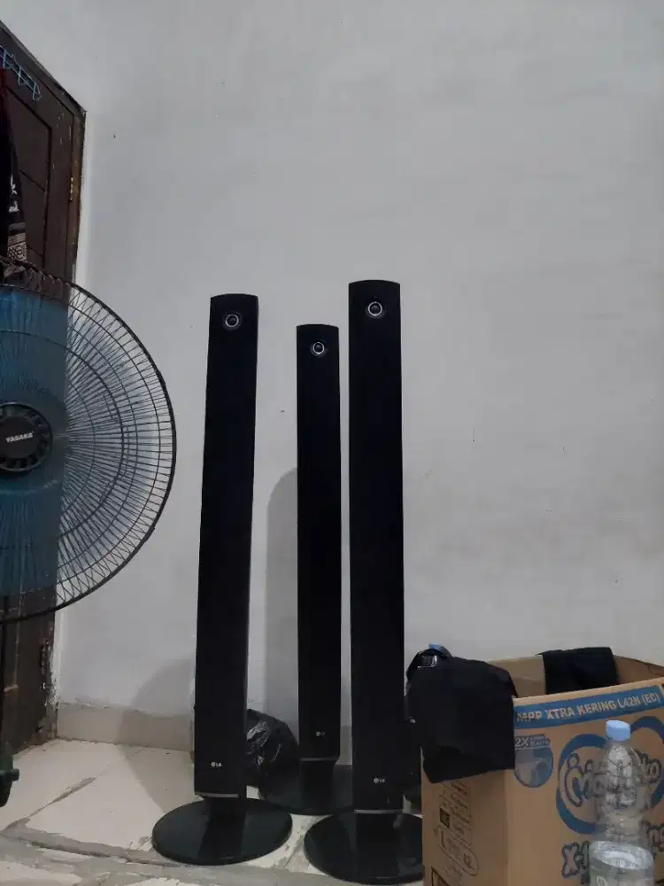 Spiker pasif LG , 4 unit Sembar