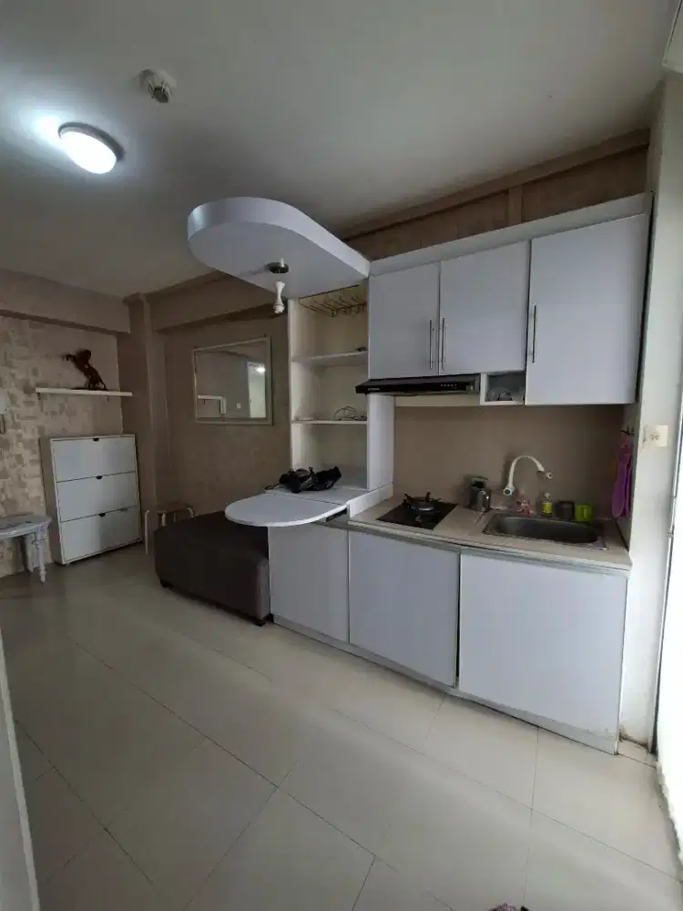Sewa murah 2 BR Furnsihe apartemen bassura city 35 jt/1 tahun free ipl
