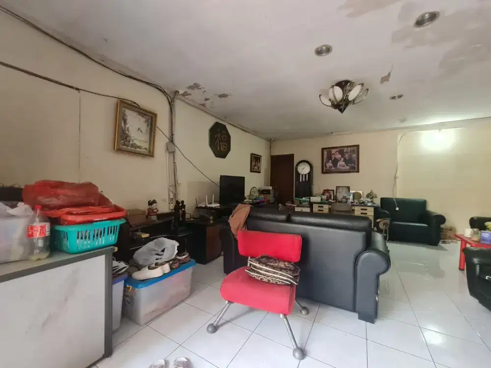 Lokasi Strategis, Rumah Bisa Untuk Tempat Usaha Di Sriwijaya, BKR, Bandung