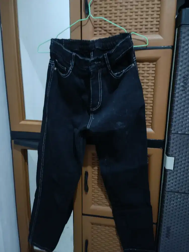 Prelove celana jeans