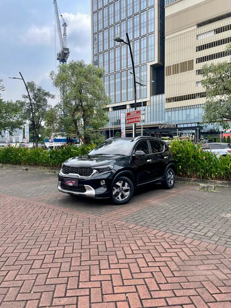 Kia Sonet 1.5 AT 2022 siap pakai mobil sunroog
