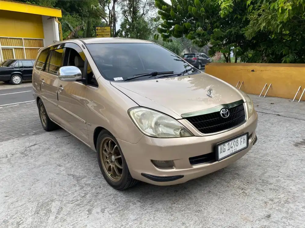 2004 Toyota Kijang innova 2.0 G plat AG mujiono mobil  bekas sekoto