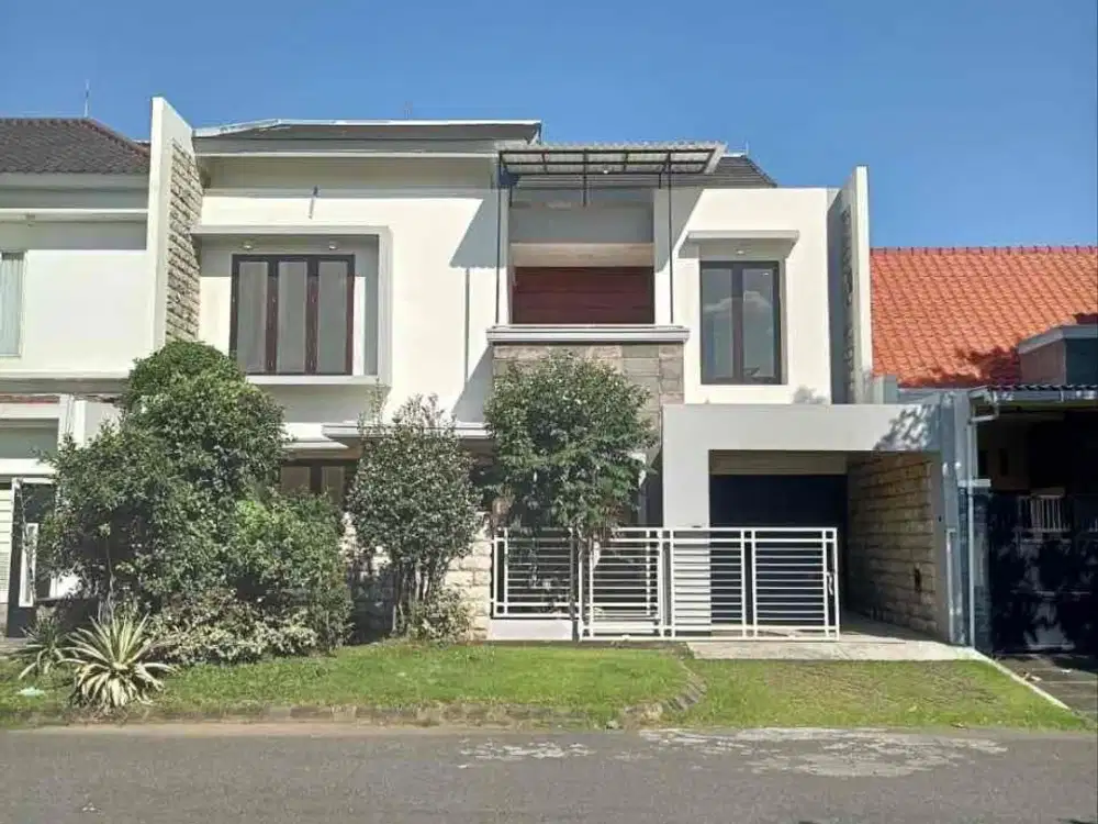 DIJUAL RUMAH TINGGAL DI MAIN ROAD PURI SURYA JAYA cluster Taman Nagoya