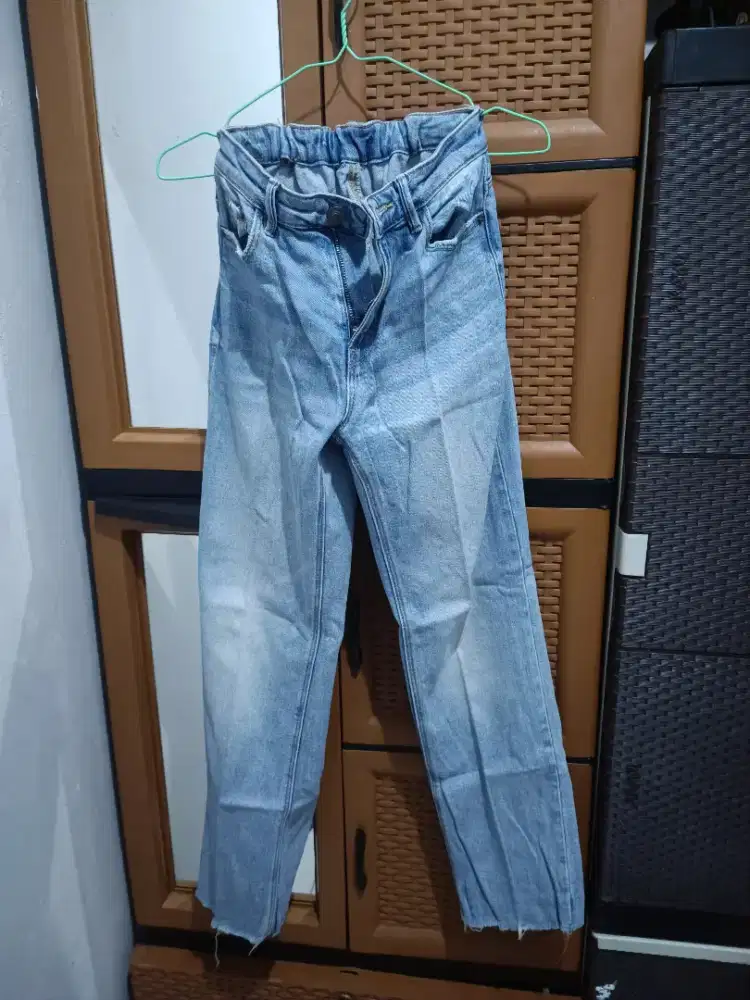 Prelove celana jeans