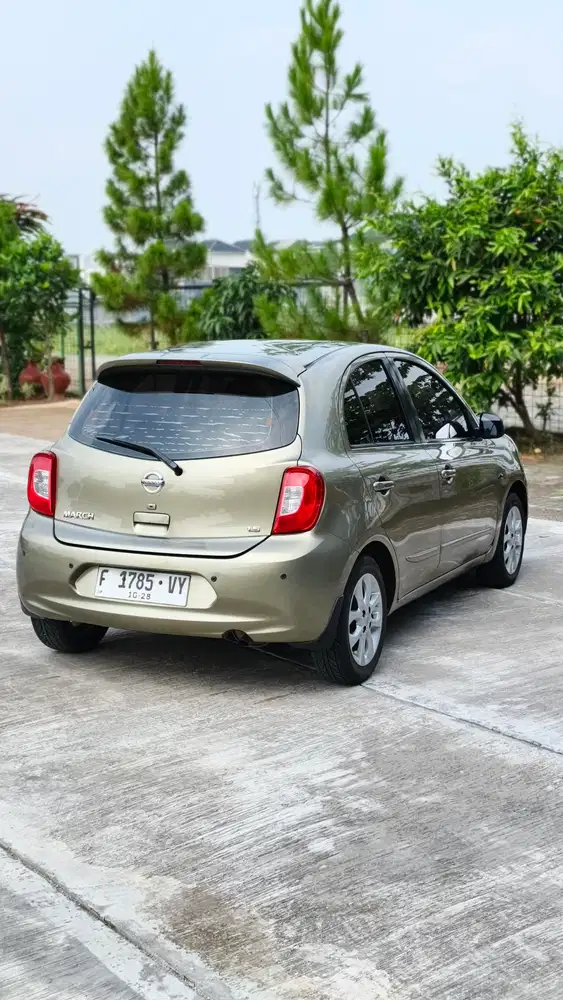 Nissan March XS 1.5 MT 2013