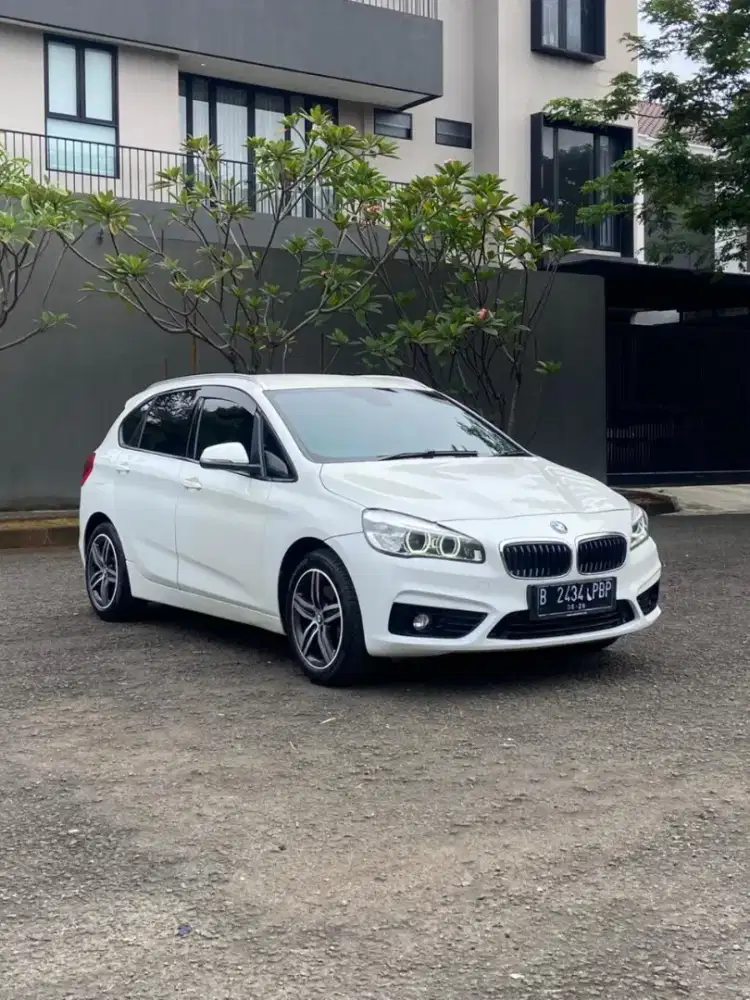Bmw 218i Active Tourer At 2015
