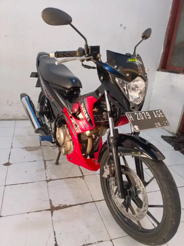 satria fu thn 2015 hitam top kondisi