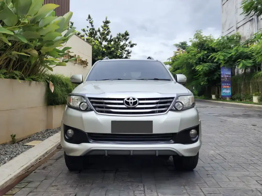 Toyota Fortuner 2.7 TRD Matic 2011 (BENSIN)