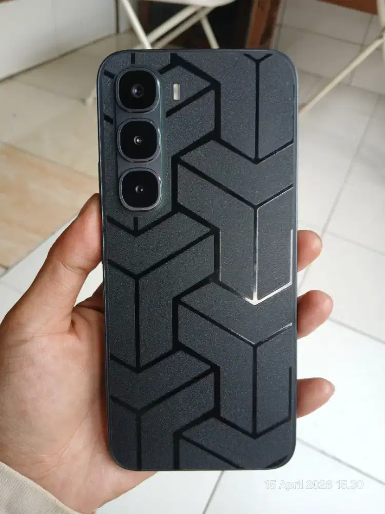 Infinix hot 60 pro 8/256gb.