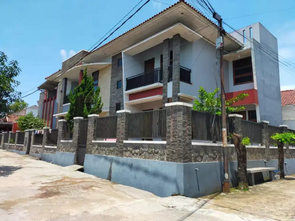 DIJUAL CEPAT RUMAH 2 LANTAI, FULL FURNISH