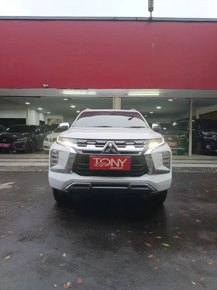 PAJERO SPORT 4X2AT 2024 PUTIH