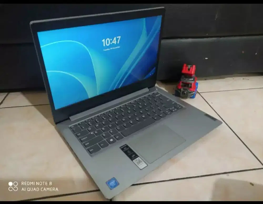 Lenovo IP Slim3/N4020/RAM 4gb/SSD 256gb /VGA Intel UHD/Siap Pakai