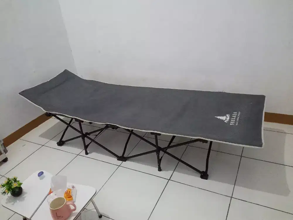 Kasur tempat tidur lipat portabel