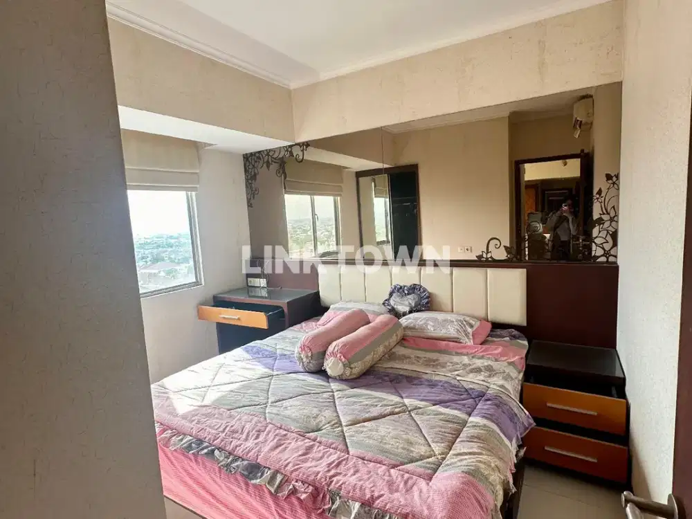 For Sale Apartemen 2 Br Semifurnished di Water Place Dekat Pakuwon Mall