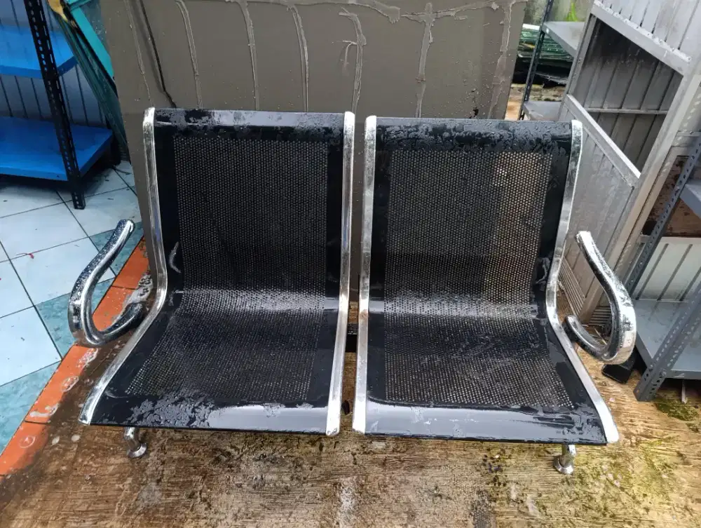 Jual kursi tunggu, kondisi second, Lok Pamulang Barat, Tangsel