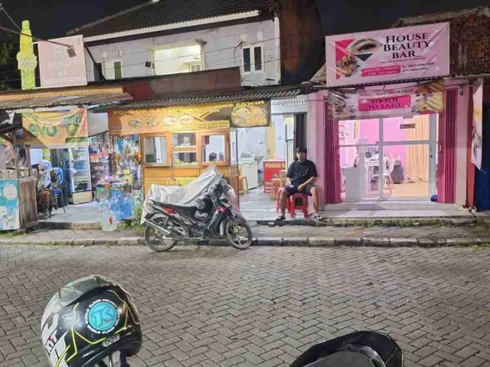 Dijual 2 Kios Di Depan Jembatan kaca tangerang