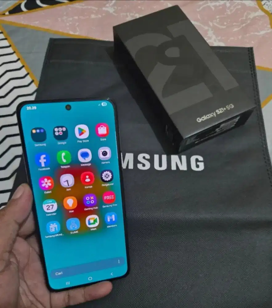 Samsung S21 Plus 5G RAM 8+8 / 256 Resmi Fullset Bisa Tukar Tambah