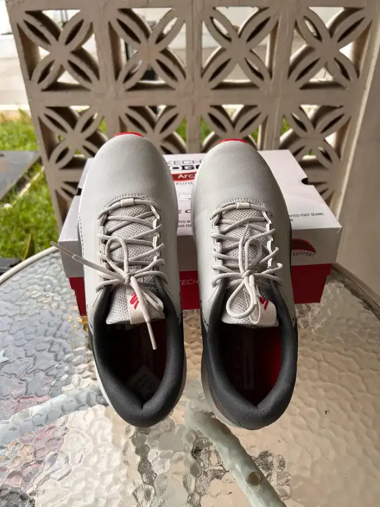 Sepatu Golf Skechers Go Golf Max 3