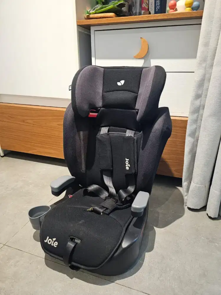 Joie Elevater Car Seat