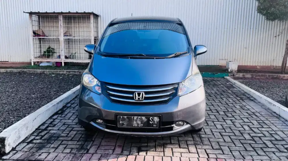 Honda Freed 1.5 i-VTEC PSD Power Sliding Door