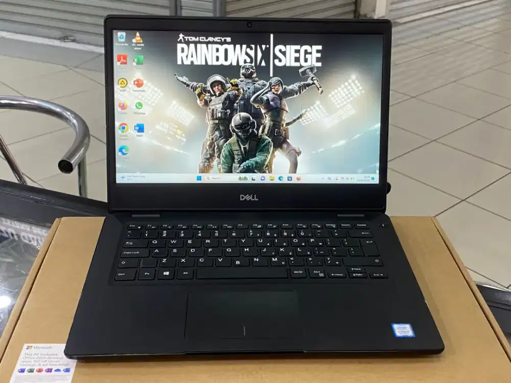 DELL Latitude 3400/ prosesor Intel Core i5-8365U/Ram 8GB/SSD 256GB