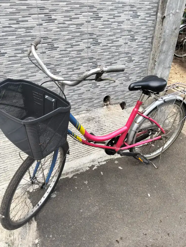 Jual sepeda cewek bekas UK 24 siap pakai Cijantung Jakarta Timur