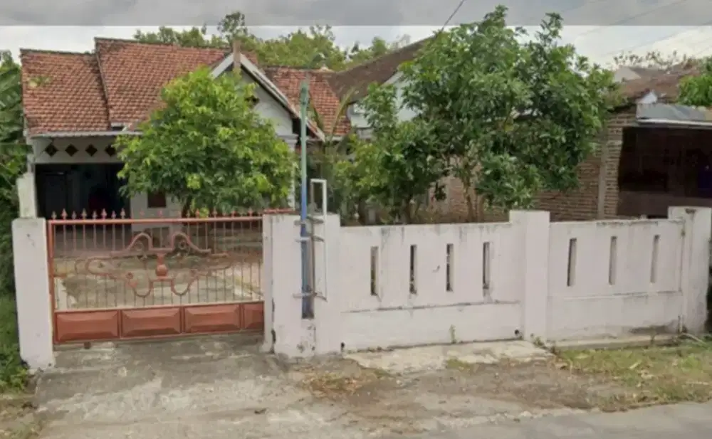 Dijual Rumah & Tanah Luas 694m2 Lokasi Gorang gareng Magetan