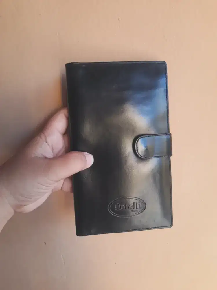 Dompet Paspor Rotelli kulit asli