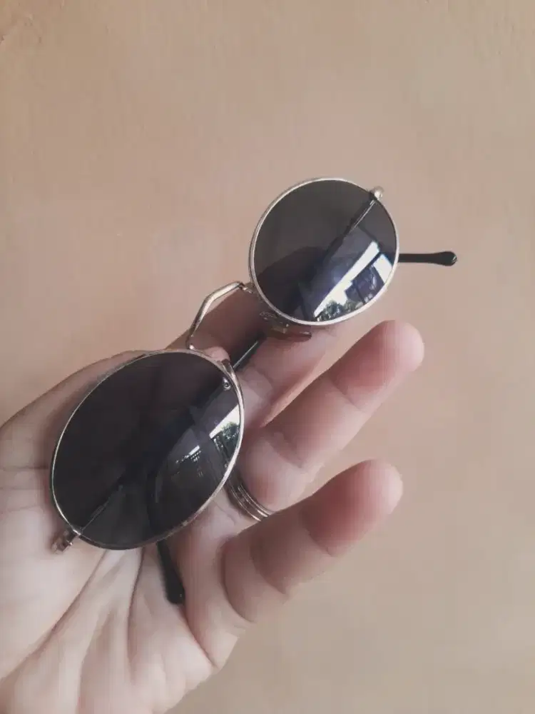 Kacamata Giorgio Armani