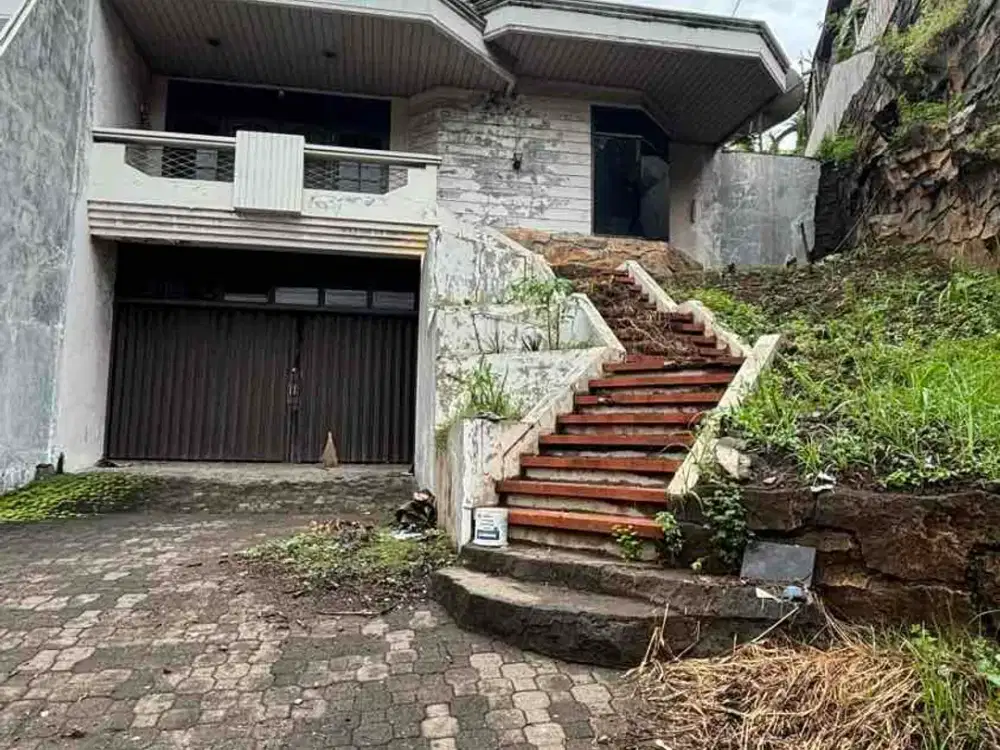 Dijual rumah lokasi strategis dekat RS William Booth Semarang