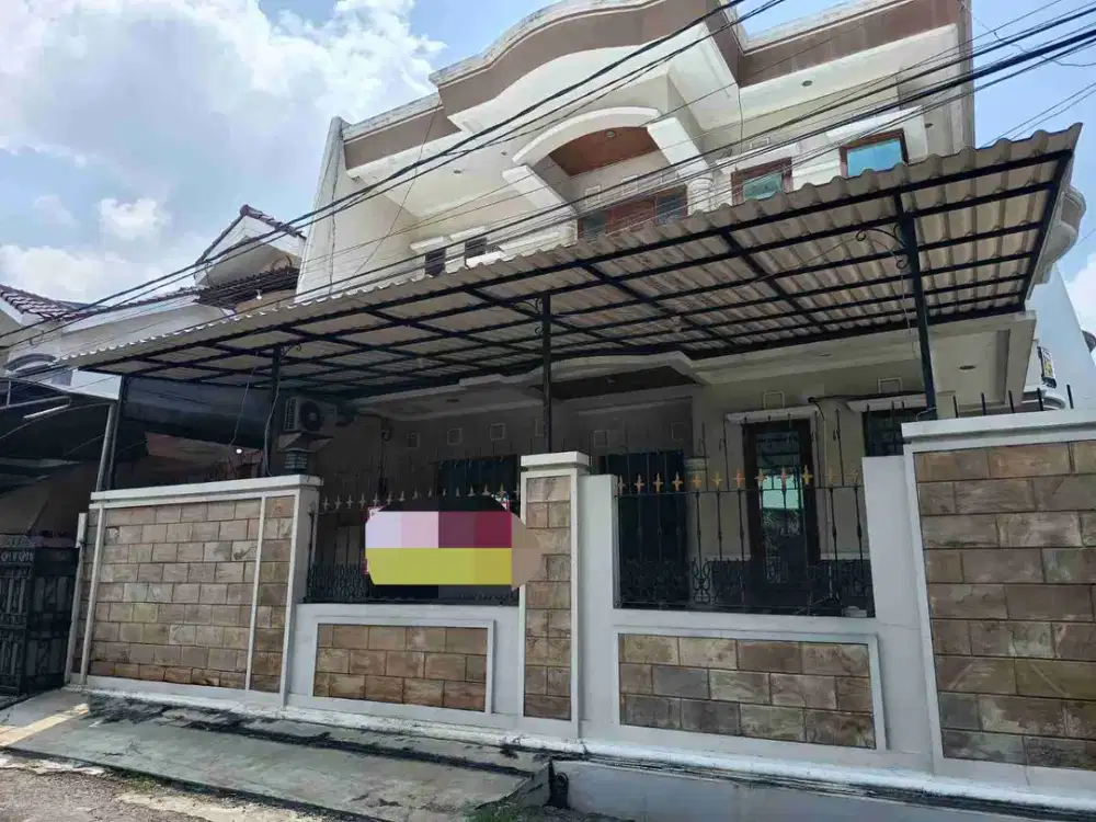 Rumah Hook 2 Lantai di Sunter, Jakarta Utara