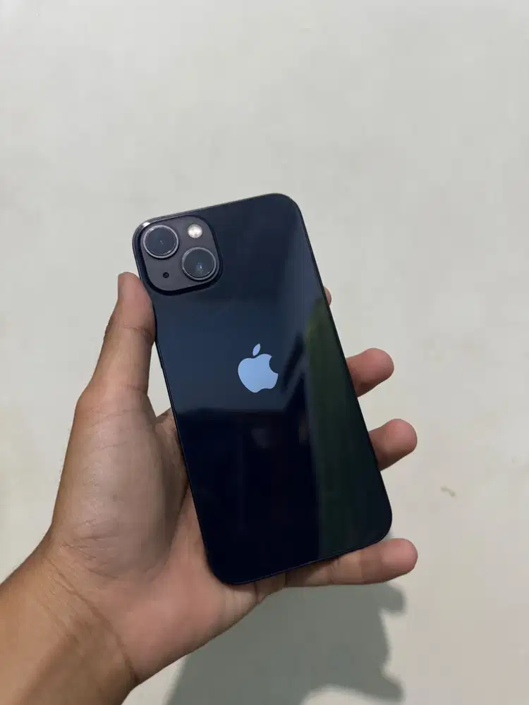 iPhone 13 128Gb iBox