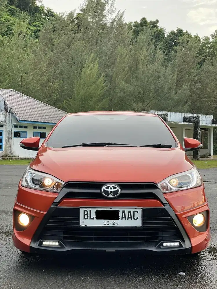 Jual mobil Yaris TRD s M/T 2014 akhir.