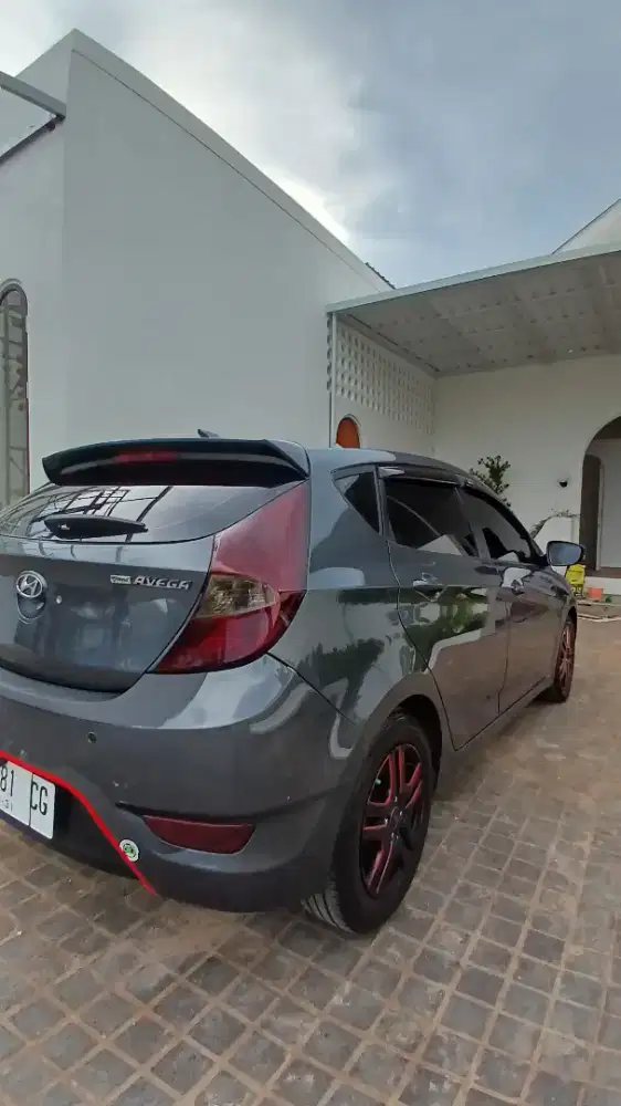 HYUNDAI gren avega 2012 AT